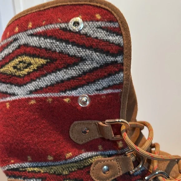 BareTraps Yaegar suede & faux fur adjustable lace up boots w/ Stay Dry System - Picture 11 of 16